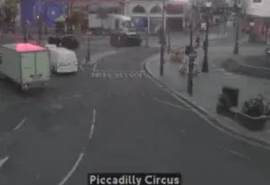 Londra Piccadilly Sirki Canlı izle